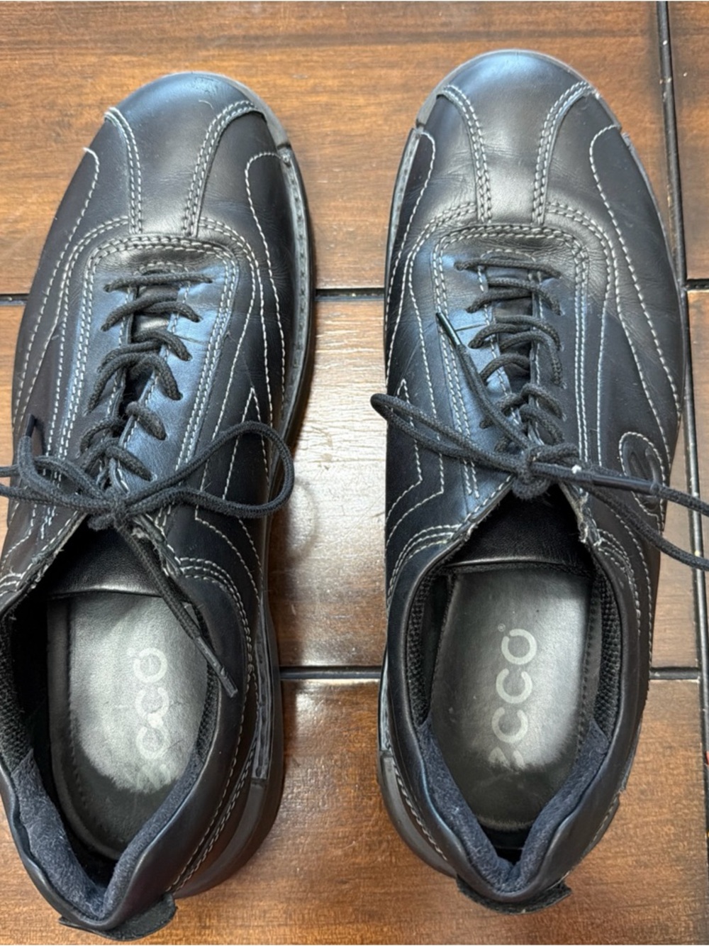 Ecco Black Leather Lace-Up Derby with Contrast Stitching Size Euro 43, US 9-9.5